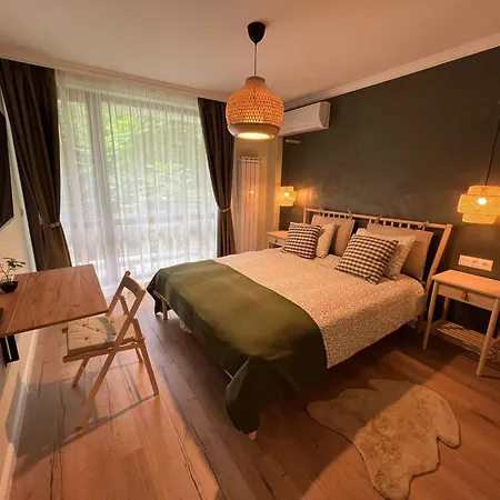 Elements Stylish 1bdr W High Speed Wifi And Work Space