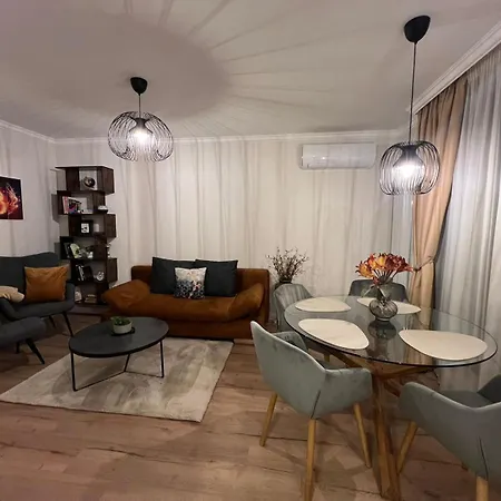 Apartment Elements Stylish 1bdr W High Speed Wifi And Work Space Sofia