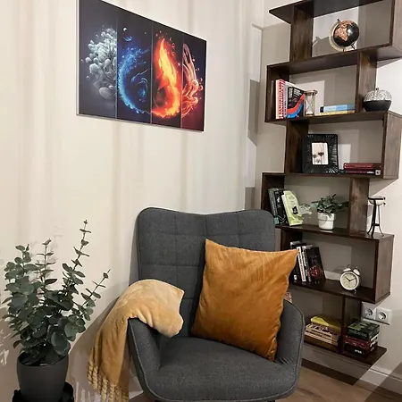 Elements Stylish 1bdr W High Speed Wifi And Work Space דירה