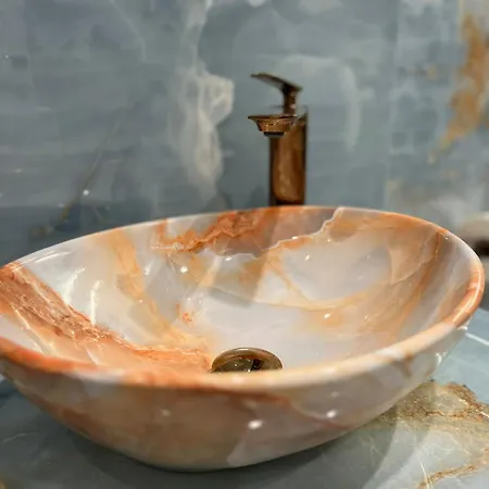 Elements Stylish 1bdr W High Speed Wifi And Work Space 아파트 *